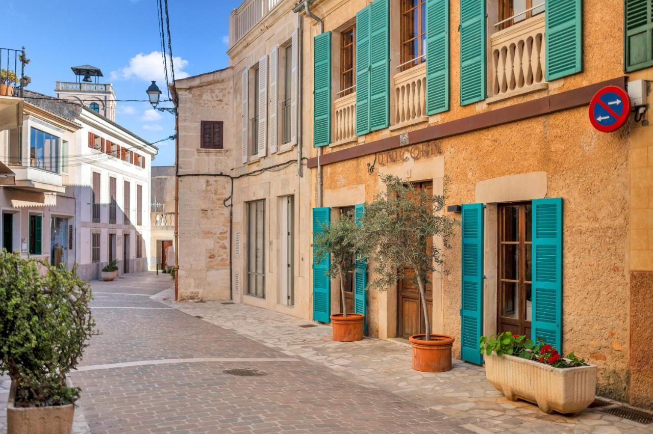 Charmantes Und Modernes Stadthaus Casa Corazon Santanyí Kültér fotó