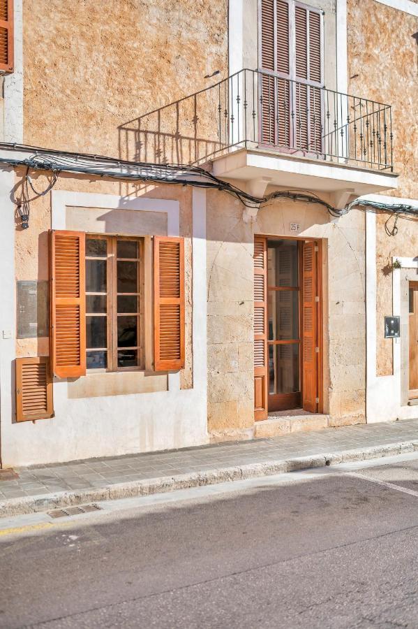 Charmantes Und Modernes Stadthaus Casa Corazon Santanyí Kültér fotó